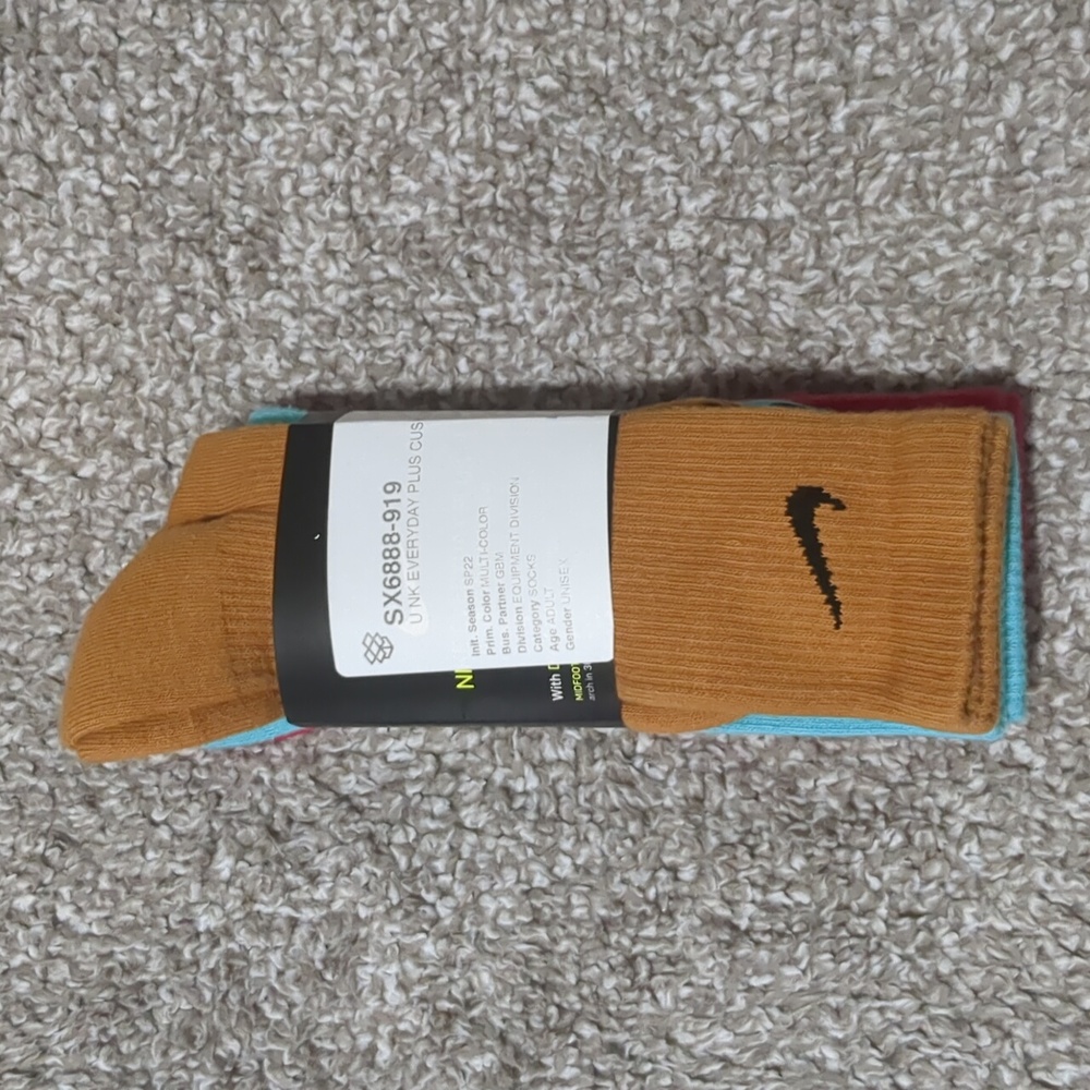 NIKE Everyday Plus Cushioned Training Crew Socks (3 Pairs)- Size L